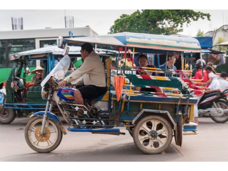 Tham quan Campuchia di chuyển bằng phương tiện nào?